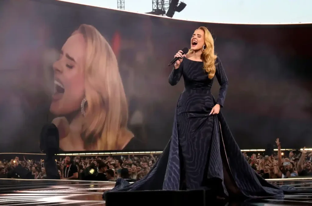 Sirtfood diet foods including kale, salmon, berries, and green tea used in Adele weight loss plan